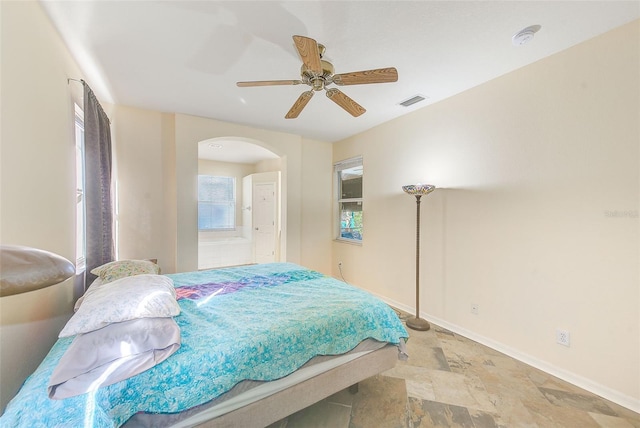 bedroom with ceiling fan