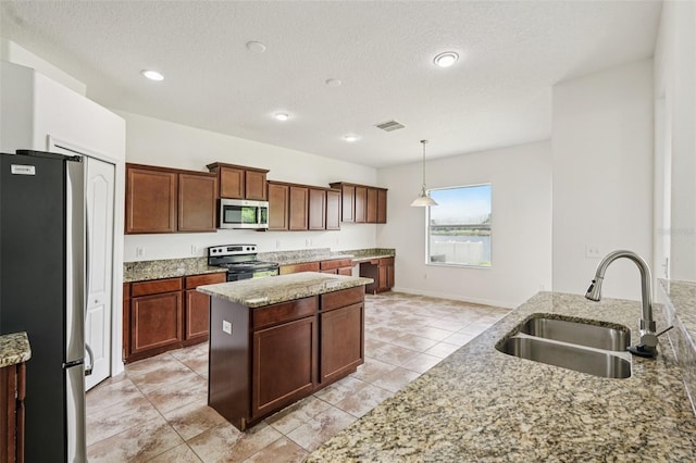 526 19th St NW, Ruskin, FL 33570 - photo 12