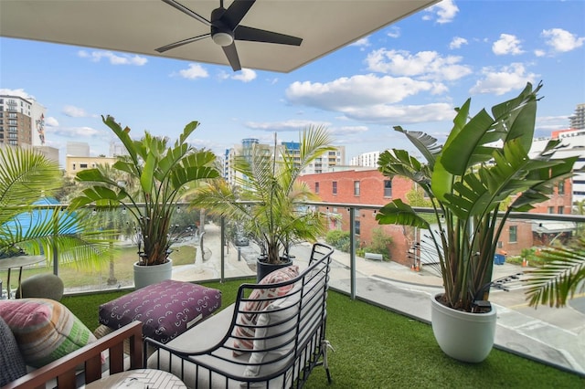 balcony featuring ceiling fan