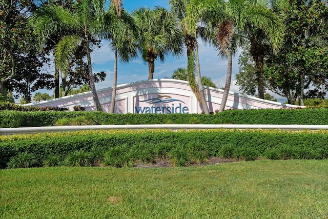 view of community / neighborhood sign