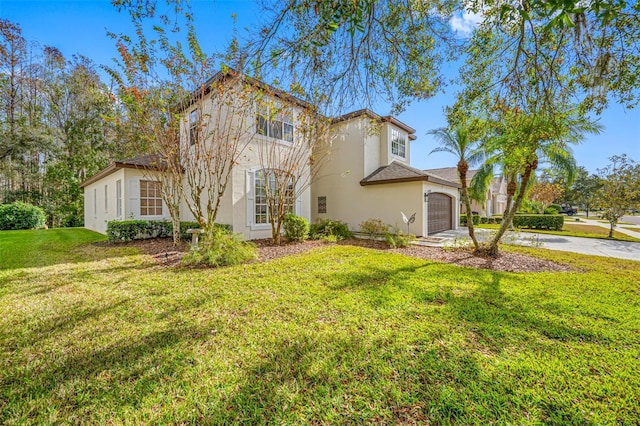 view of front of home featuring a front yard