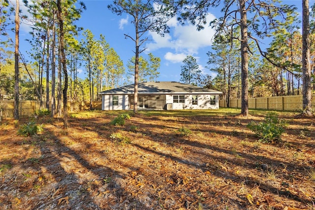 view of front of property