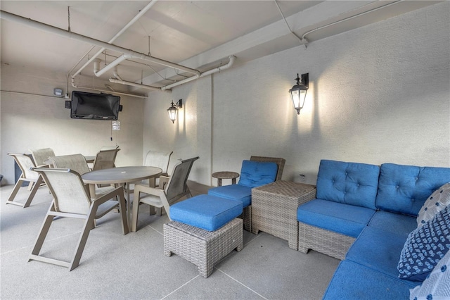 501 Knights Run Ave Unit 2308, Tampa, FL 33602 - view of patio featuring an outdoor hangout area