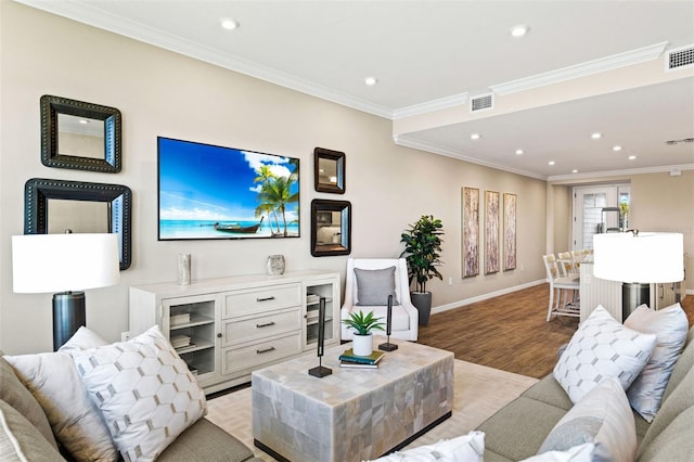 living room featuring light hardwood / wood-style floors and ornamental molding