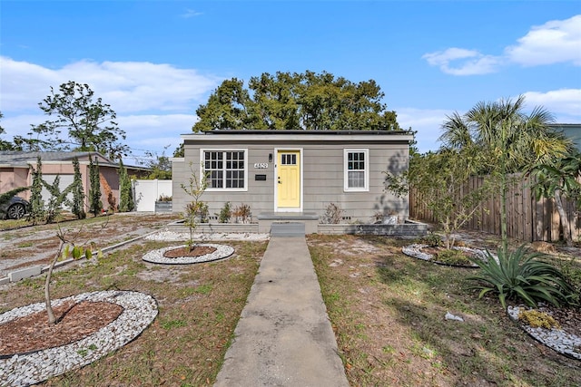 view of front of property