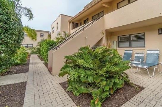 4621 Gulf Of Mexico Dr Unit D10, Longboat Key, FL 34228 - surrounding community featuring a patio