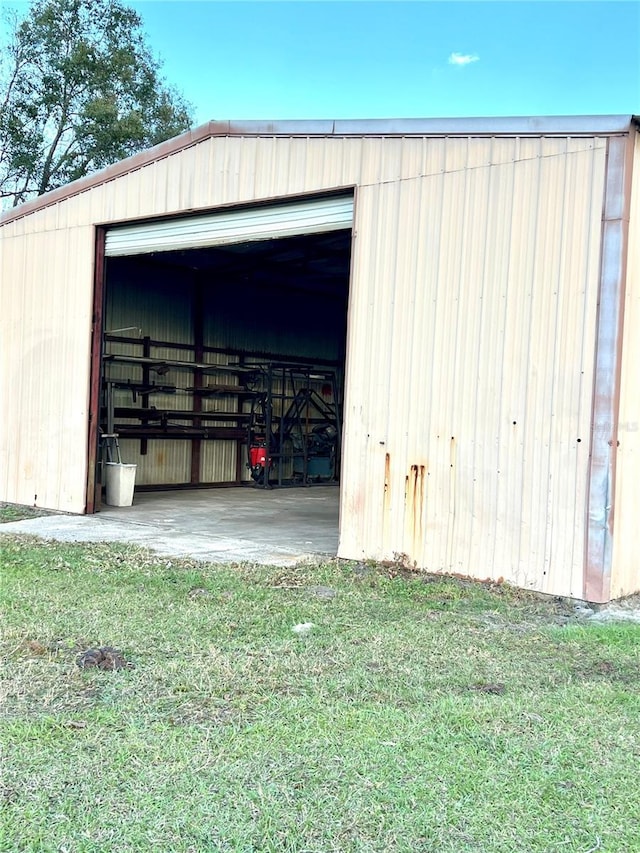 view of outdoor structure