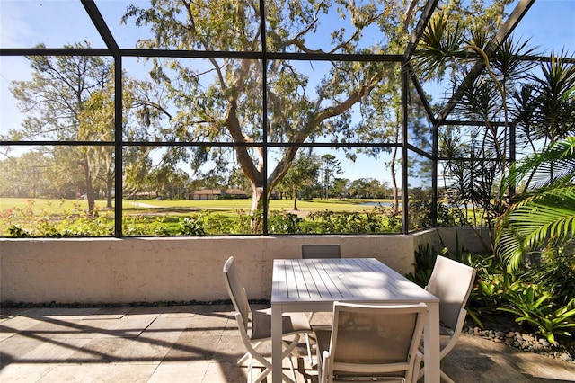 view of sunroom / solarium