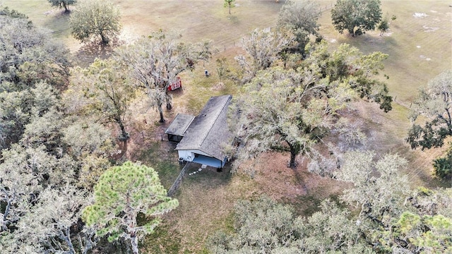 birds eye view of property featuring a rural view