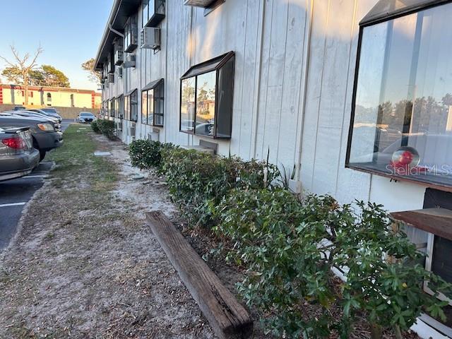 1254 E 113th Ave Unit C110, Tampa, FL 33612 - view of side of home