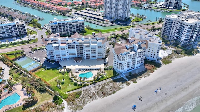 bird's eye view featuring a water view