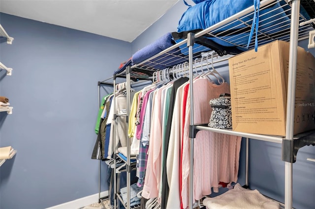 view of spacious closet