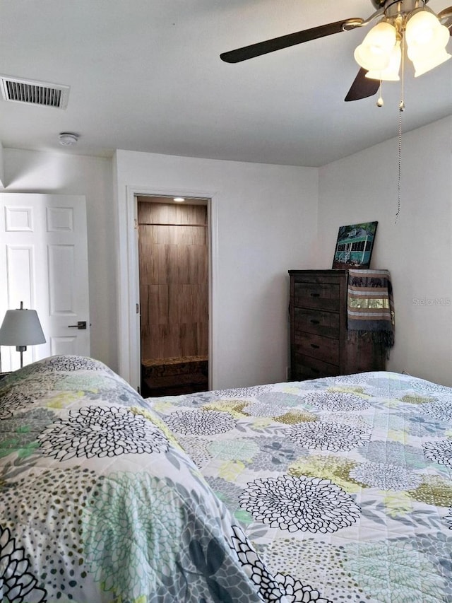 bedroom with ceiling fan