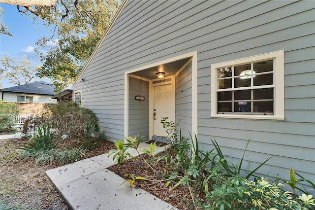 view of property entrance