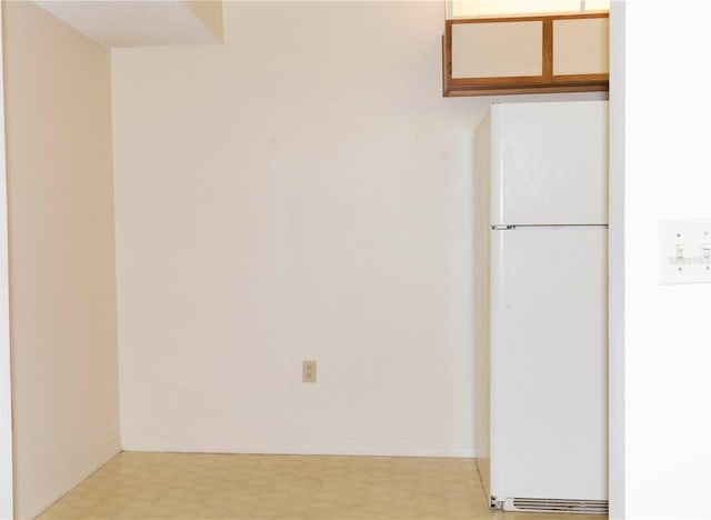 12119 Sunny Glen Ln Unit F1, Hudson, FL 34669 - unfurnished room with light flooring