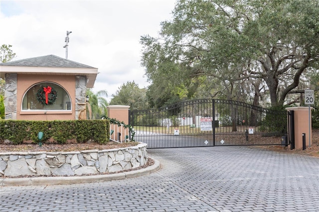 12119 Sunny Glen Ln Unit F1, Hudson, FL 34669 - view of gate