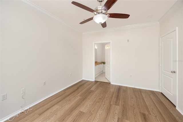 unfurnished bedroom featuring ceiling fan, ornamental molding, connected bathroom, and light hardwood / wood-style flooring