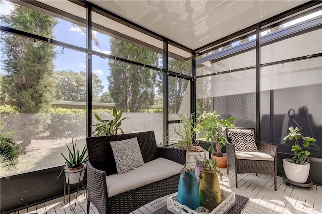 sunroom / solarium with a healthy amount of sunlight