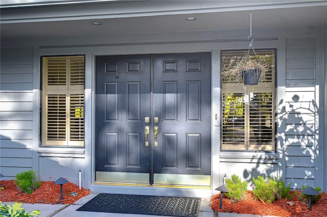 view of property entrance