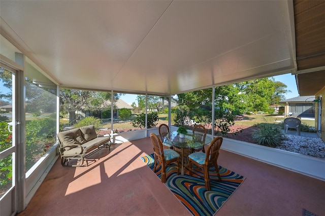 view of sunroom / solarium