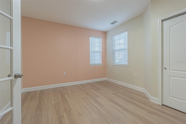 empty room featuring light hardwood / wood-style flooring