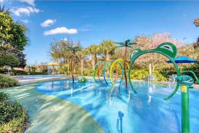 606 Gran Bahama Blvd Unit 29-606, Davenport, FL 33897 - view of property's community