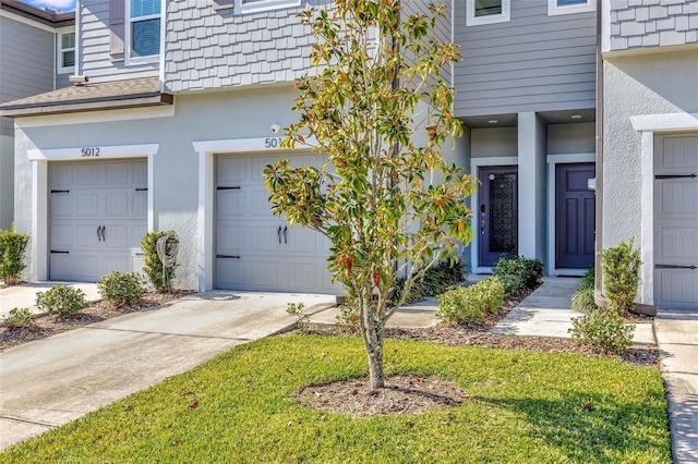 property entrance featuring a garage