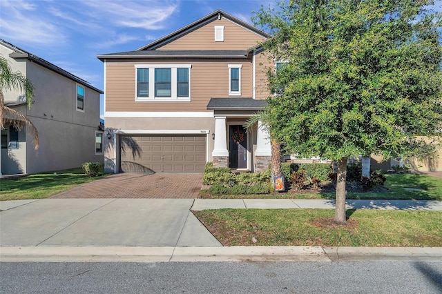 view of front of house featuring a garage