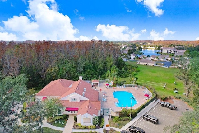 bird's eye view featuring a water view