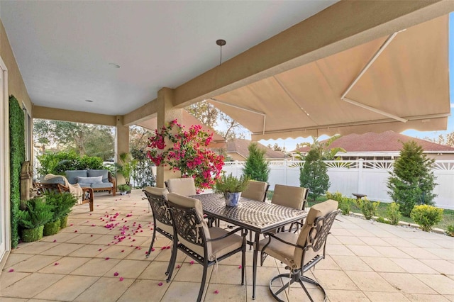 view of patio / terrace featuring an outdoor hangout area