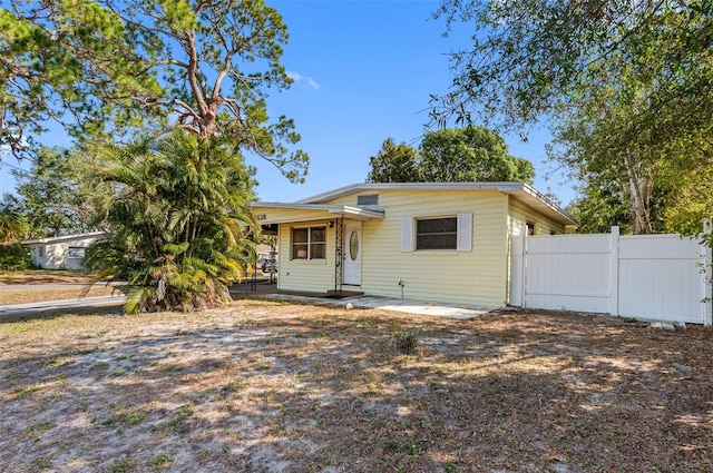 view of front of house with a porch