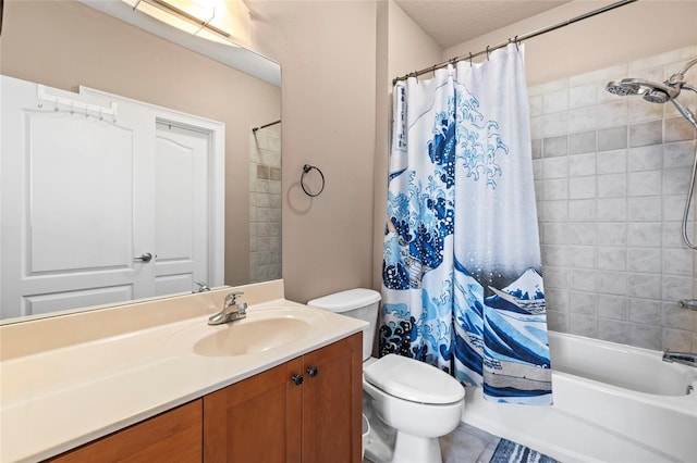 full bathroom with shower / tub combo with curtain, vanity, and toilet