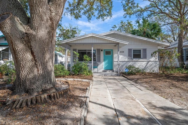 view of front of house with covered porch