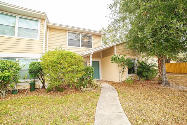 view of front of property