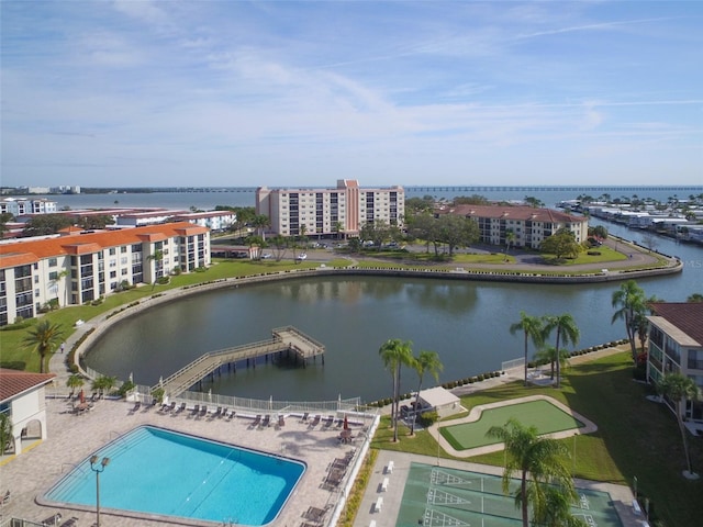 bird's eye view featuring a water view