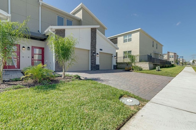 view of side of property featuring a yard