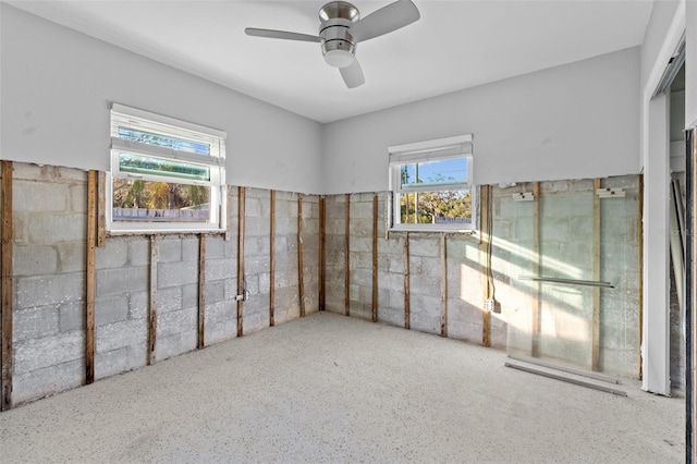 spare room with ceiling fan