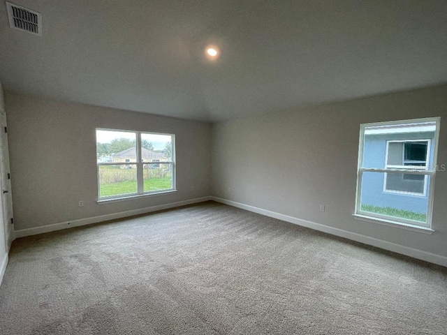 empty room featuring carpet