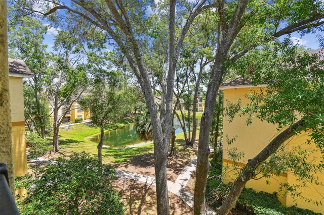 5606 Pinnacle Heights Cir Unit 304, Tampa, FL 33624 - view of yard featuring a water view