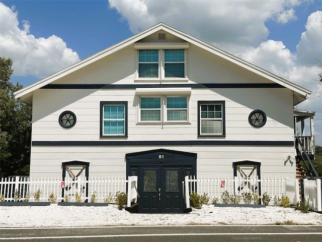 view of front of property