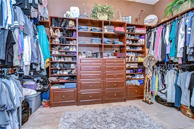 view of walk in closet