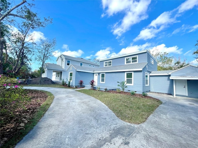 view of front of house with a front yard