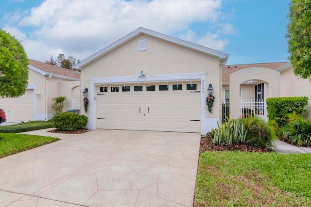 view of front of house featuring a garage