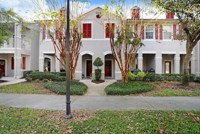 multi unit property featuring stucco siding