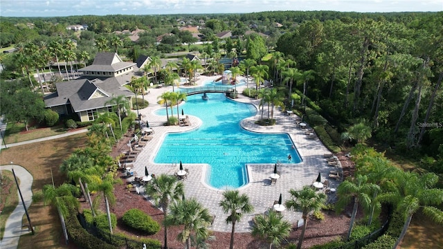 view of swimming pool