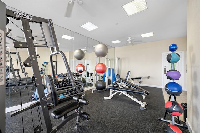 exercise room featuring ceiling fan