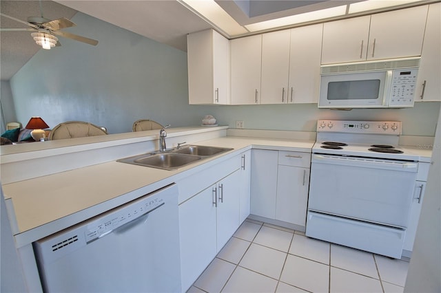 201 Silver Lake Dr Unit 204, Venice, FL 34292 - kitchen with ceiling fan, a sink, light countertops, a peninsula, and white appliances