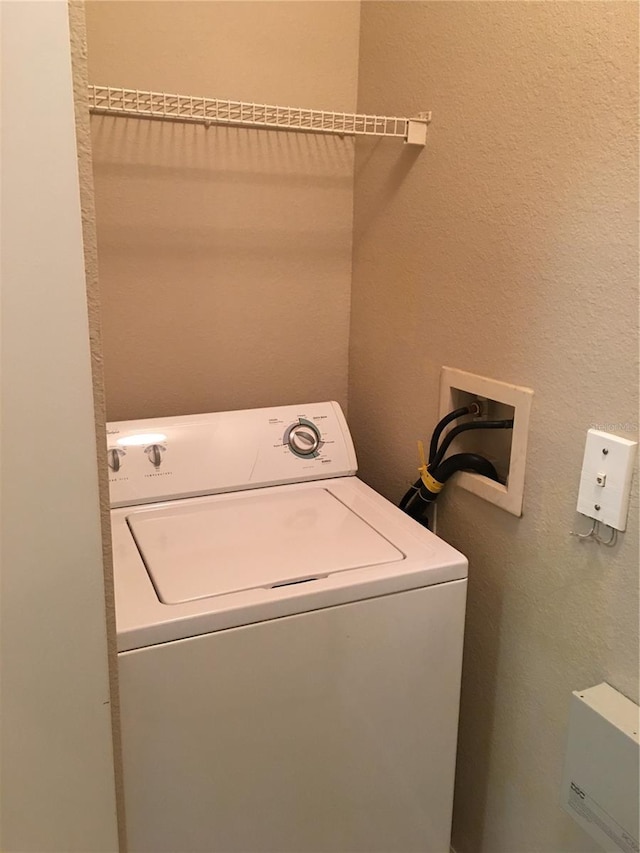 laundry room featuring washer / clothes dryer