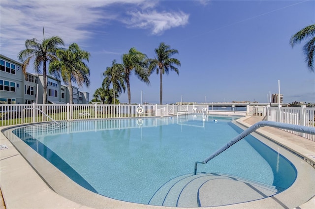 view of swimming pool