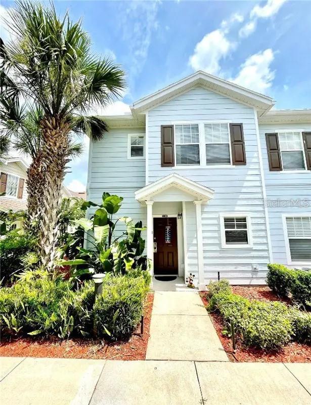 view of townhome / multi-family property